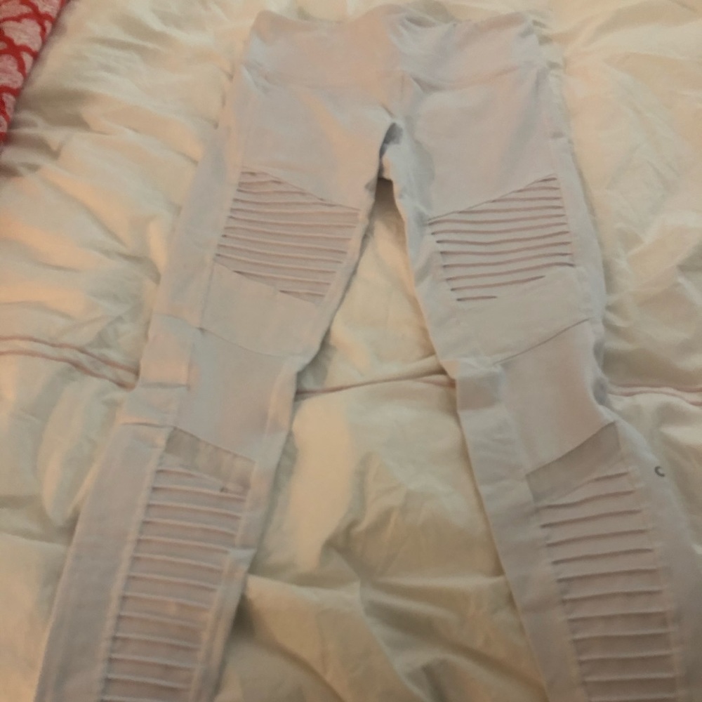 Alo white leggings